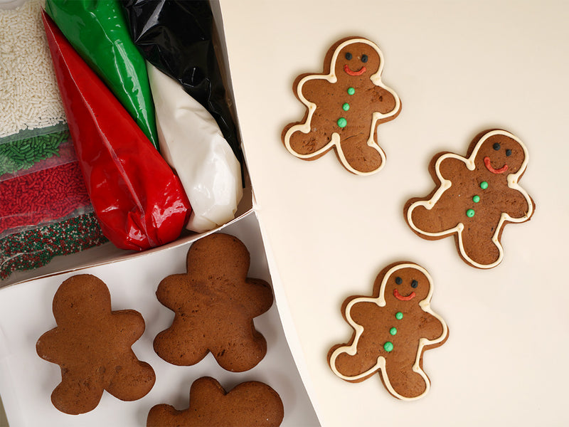 Classic Gingerbread Men Deluxe Cookies To Decorate Kit